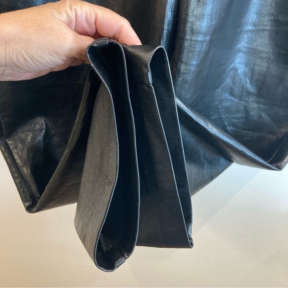 WILFRED Sz 16 Vegan Leather High Rise  Pockets Pants By Aritzia - Picture 8 of 11